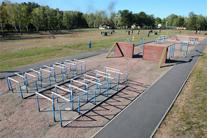 OUTDOOR OBSTACLE COURSE EQUIPMENT