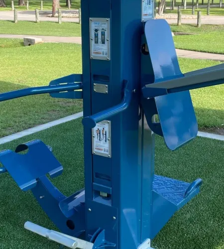 Outdoor gym equipment